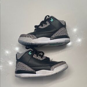 Jordan Kids Black and Gray Sneakers